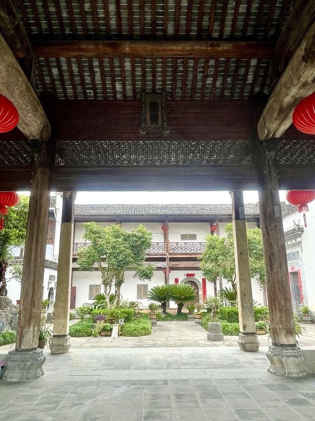 古色古香徽商大宅院。