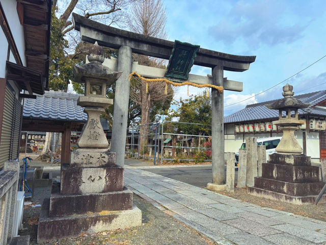 宇治古韻，縣神社的靜謐遊覽