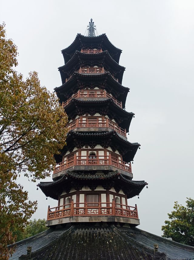 二山並峙之東山