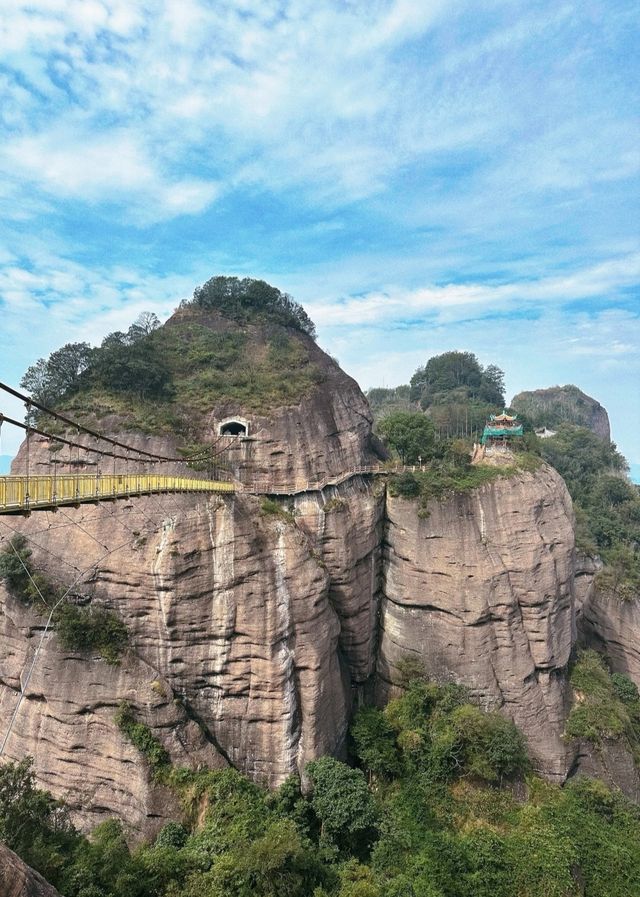 週末自駕｜福建寶藏景區·龍岩連城冠豸山