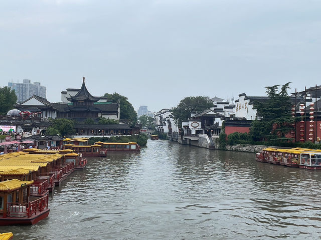 秦淮燈影，夫子人家 —— 南京夫子廟遊覽全攻略 🏮✨