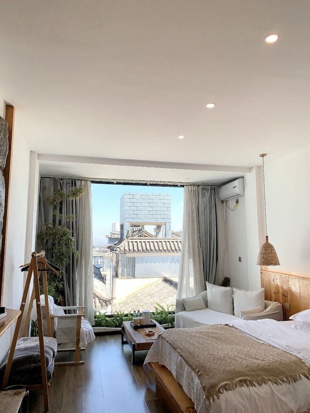 姐妹們來大理就住這家的花園藝術美宿吧