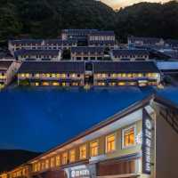  Head to Fujian to see the Tulou, and stay right by the scenic area—it's pure joy!