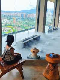 西雙版納呢間玻璃船真係影相一流！！！