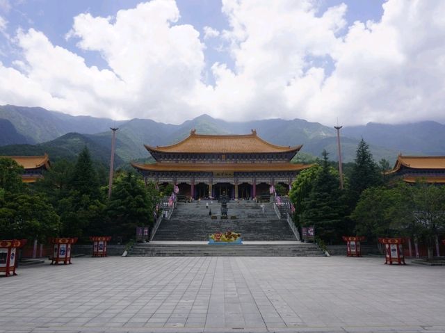 Discovering Dali: A Charming Stop in Yunnan Province