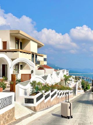Zhuhai! The perfect holiday getaway! A creamy-style B&B with the sea right at your doorstep!