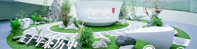 遂川交通全攻略：輕鬆抵達山水秘境  
🚗 初識遂川：四通八達嘅交通網絡  
清晨嘅陽光灑落，樂遊