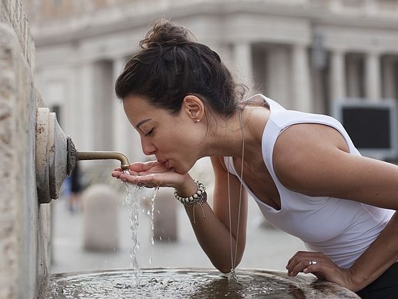 Don’t Get Fined in Rome: 10 Tourist Rules to Follow❗️