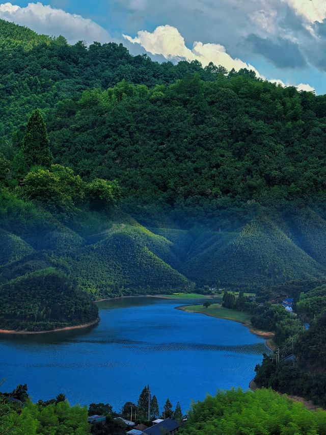 山水之間千島湖