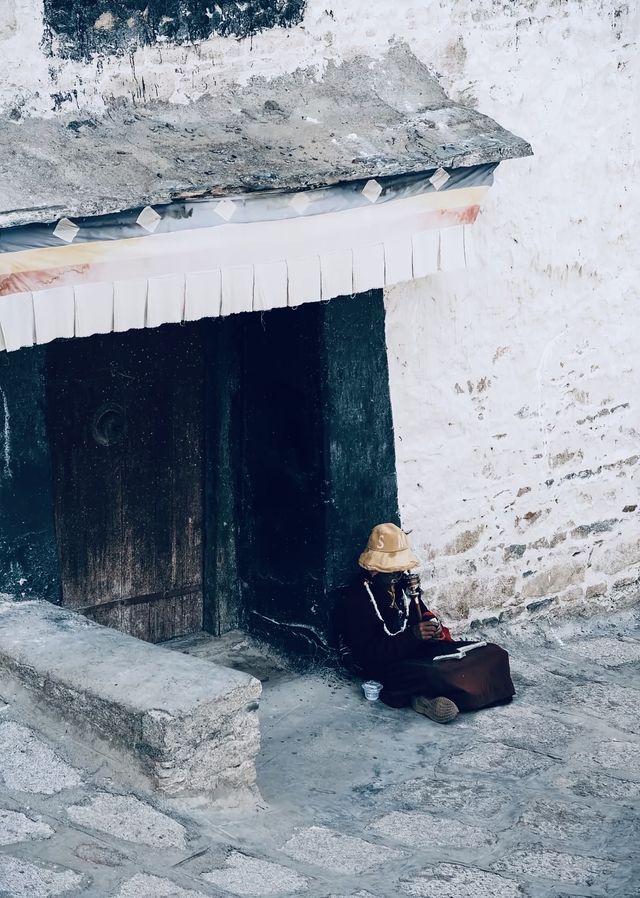 哲蚌寺:在離天最近的寺廟,找回生活的初心 哲蚌寺:在離天最近的寺廟,找回生活的初心