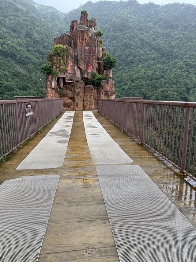 韶關雲門山｜雲端漫步觀飛瀑 梵音繚繞淨心靈