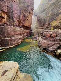 闖入億萬年前形成的峽谷