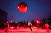 巴黎冬日必滑!最大戶外溜冰場回歸