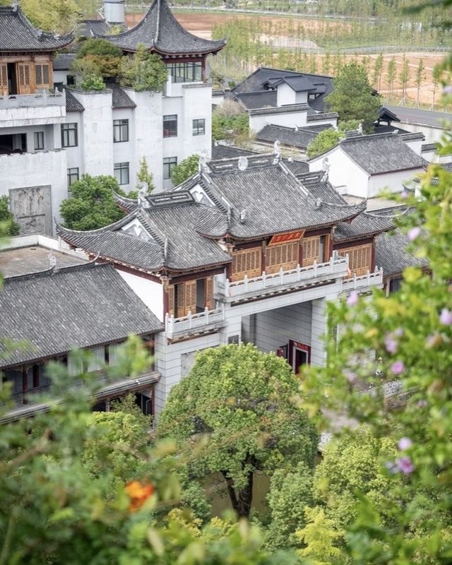 番唐酒店 | 隱匿在龍天小鎮的中式奢華 番唐酒店 | 隱匿在龍天小鎮的中式奢華