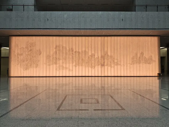 當我以站姐的方式，在上海博物館拍文物