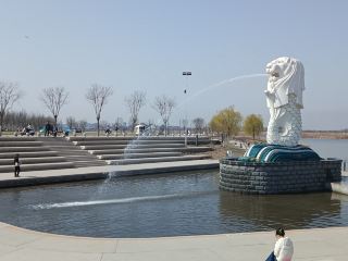 Come to Tianjin Sino-Singapore Eco-City to enjoy spring and the sea, and embrace a slow-paced life