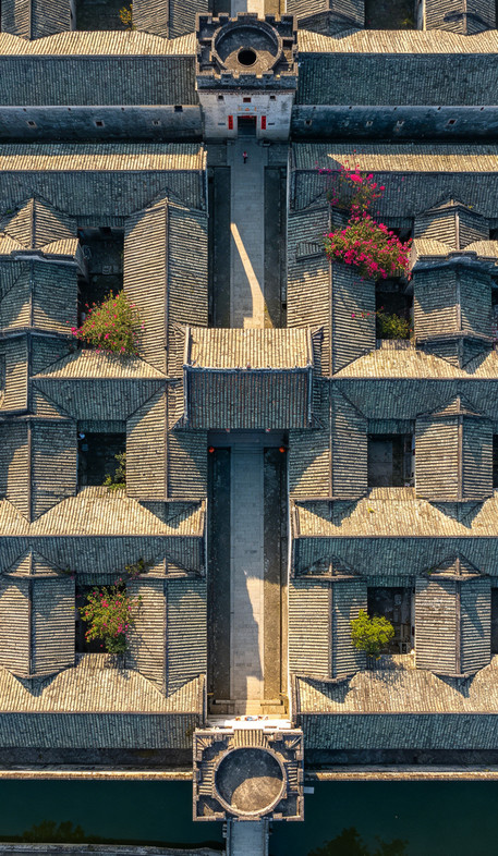 Houseシーン重鎮！Daniel Wang 12inch豪華3枚セット！ Hidden in Shenzhen is a 