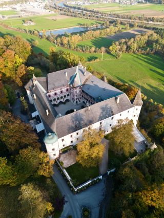 Tratzberg Castle: The Renaissance Gem of Tyrol