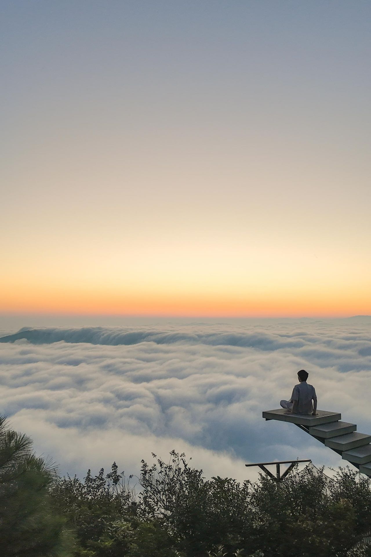 可能是郴州最舒服的雲海——資興回龍山。