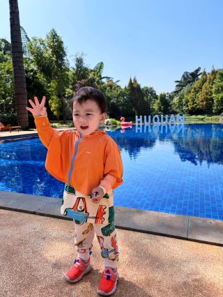 Mile Family Fun | Hillside Hot Spring is open for Mid-Autumn & National Day! The perfect autumn family getaway  Finally found a hidden gem for a family vacation in Mile this autumn! Tianyi Hotel +