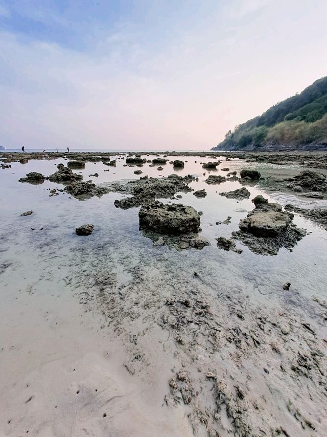 หาดเมอร์ลิน หาดลับที่ไม่ลับ แต่ส่วนตัวมากๆ