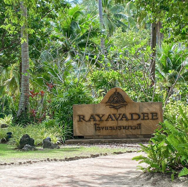 เก็บกระเป๋าไปชาร์จพลังกระบี่ - Rayavadee รายาวดี