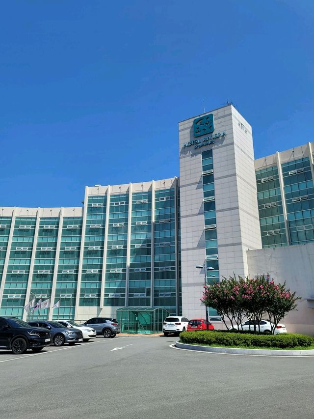 와현해수욕장 도보10분, 물놀이하기 좋은 거제리베라호텔🏨