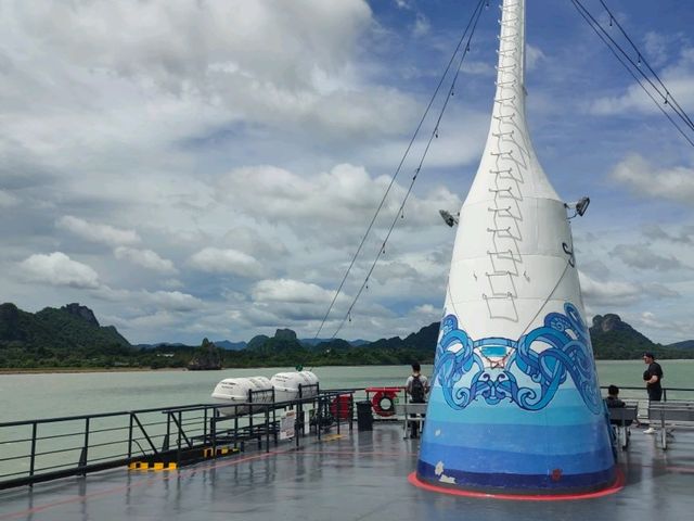 เรือซีทรานเฟอร์รี่ ดอนสัก-เกาะสมุย