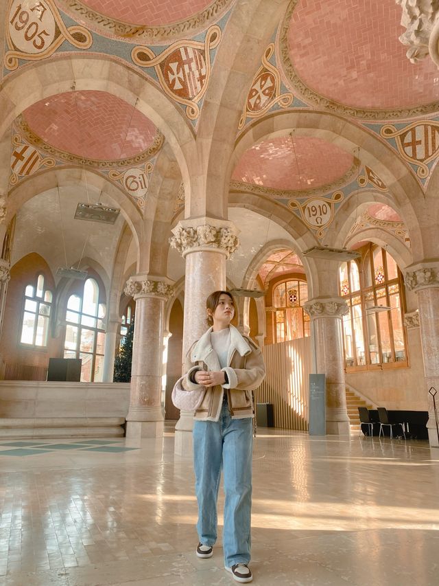 巴塞隆拿🇪🇸 全世界最美的醫院「聖十字聖保羅醫院」