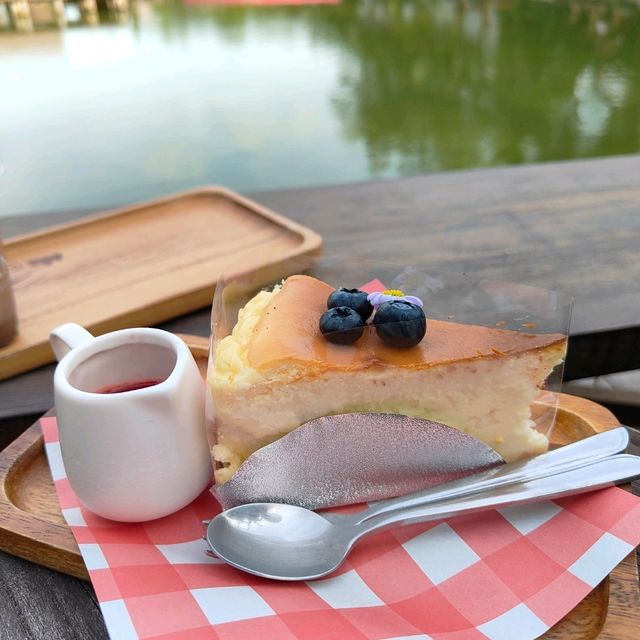 Barn Klong Suan Cafe ร้านลับมากๆ 