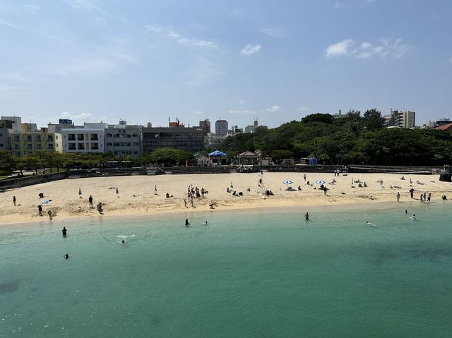 沖縄・那覇。『波の上橋』から『波の上ビーチ』と『波上宮』観光