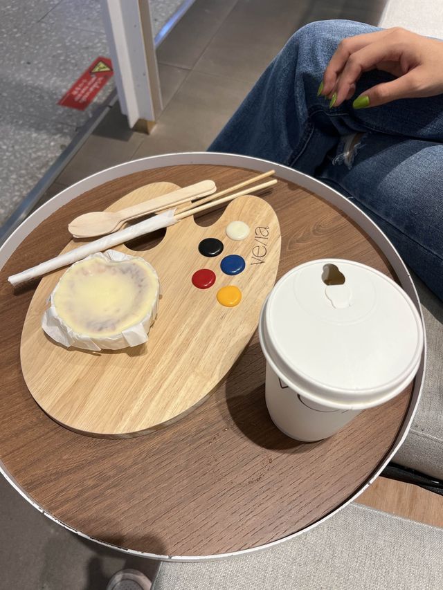 Painting on cheesecake experience 