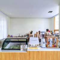 คาเฟ่  กะ-ทิ