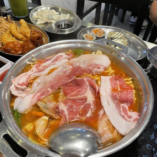 บุฟเฟ่ต์ต๊อกสุดคุ้ม 276฿ Net ย่านปิ่นเกล้า
