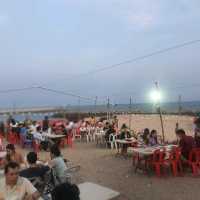 ครัวลุงระ ร้านเด็ดริมหาดแสงจันทร์ ระยอง