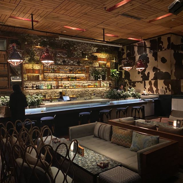 ジャカルタ　SKYE BAR