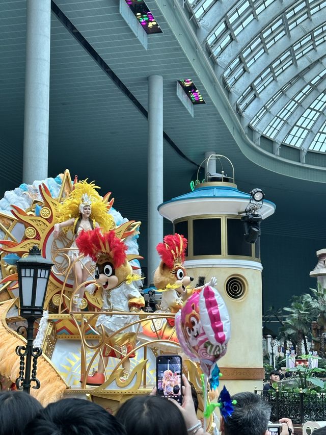 언제 가도 좋은 도심 속 테마파크, 롯데월드 🎡