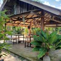 อาหารอีสาน บรรยากาศบ้านสวน..ส้มตำบ้านสวนแก้ว..