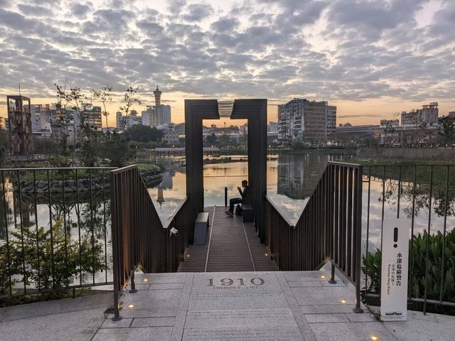 台中東區 | 帝國製糖廠台中營業所，晚上散步無敵舒適