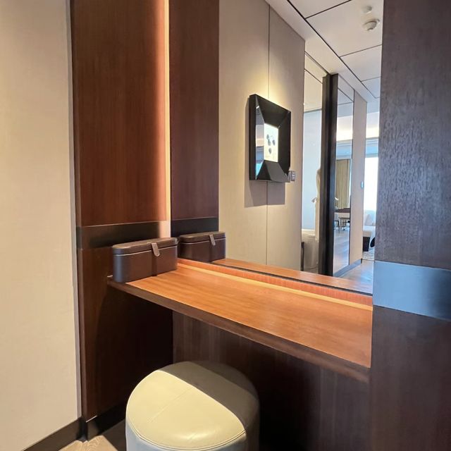 奢華與舒適的完美結合！深圳鵬瑞萊佛士酒店🏨💎