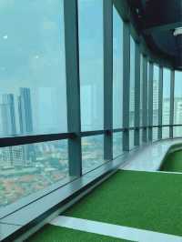 Captivating Skyline Vistas at Skyscape