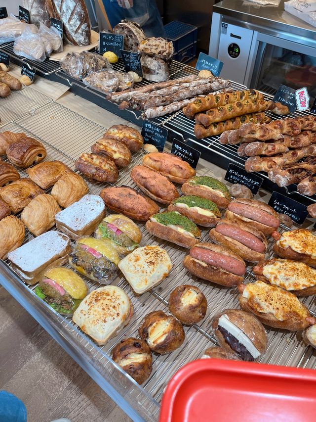 후쿠오카 야쿠인 골목 속 핫한 현지인 빵 맛집🥖
