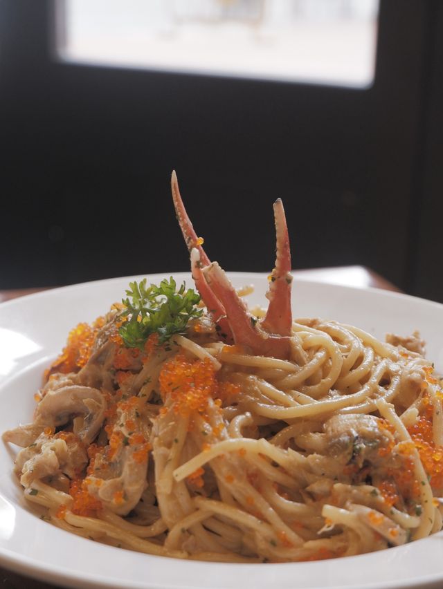 屯門友聚腳Cafe，CP值高的🦀蟹膏意粉 