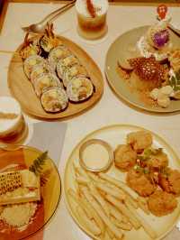 情侶打卡Cafe，甜品和韓式炸雞都出色
