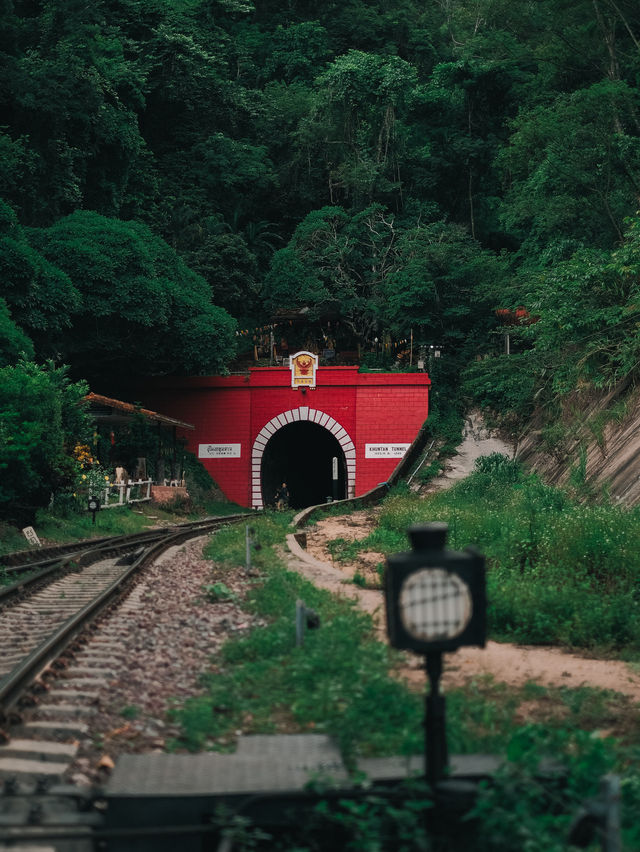 สถานีรถไฟ ขุนตาล 🚂