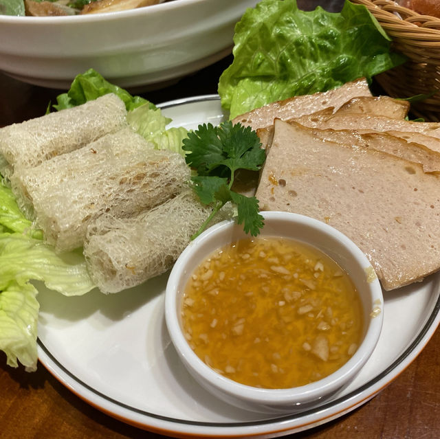 主打越式料理 越式法包(札肉+肉鬆) 幾特別 😃😋