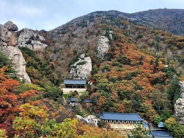 Bongjeongam 봉정암