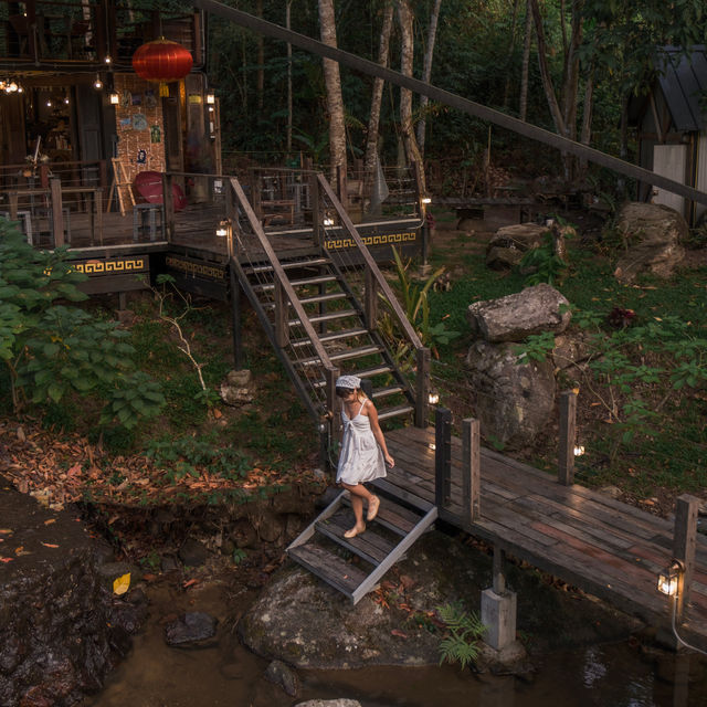 พักผ่อนในที่พักริมธารน้ำสุดธรรมชาติ ในเชียงใหม่