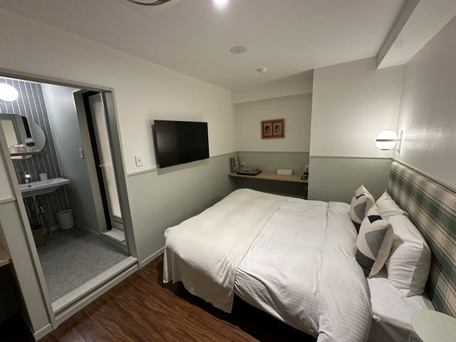 神奈川・平塚。今日の部屋のテーマは"雪の女王''『miss morgan Hotel（ミス・モーガンホテル）』