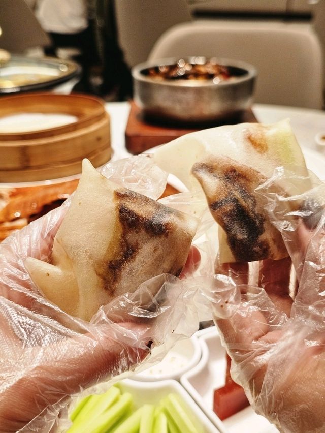 📍深圳必吃。最地道的北京烤鴨～鴨小七🦆 